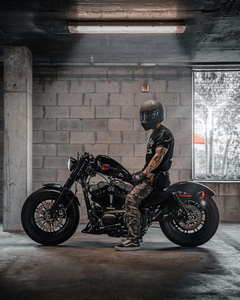 Notorious ☠️ Bobber Motorcycle Diy, Ride Motorcycle, Sportster Bobber, Bobber Style, Futuristic Cars Design, Custom Sportster, Bobber Bikes, Biker Aesthetic, Iron 883