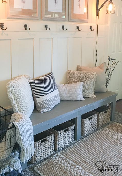 DIY $25 Farmhouse Bench - Free plans and video tutorial to build your own! Casa Rock, Board And Batten Wall, Decor Rustic, My New Room, Home Deco, Home Remodeling, Home Projects, Rum, Farmhouse Decor