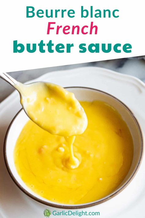 French Sauces For Fish, Berblanch Sauce, Sauces For Fish, Delight Recipes, Sauce For Vegetables, Flavored Butter Recipes, Baking Lessons, Yum Sauce, French Sauces