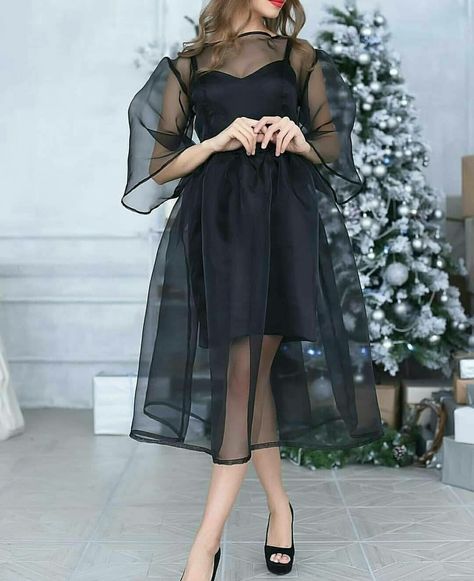 Organza Outfit, Organza Styles, Mode Kimono, Organza Dress, Lee Taeyong, 가을 패션, Mode Inspiration, Sheer Sleeves, Fancy Dresses