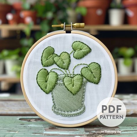 Embroidery Reference, Naturalistic Design, Types Of Embroidery Stitches, Modern Hand Embroidery Patterns, Plants Pattern, Plant House, Pothos Plant, Embroidery Hand, Types Of Embroidery