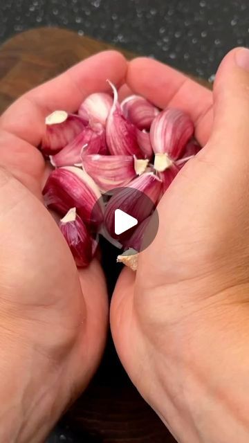 iGusto - FOOD & TASTE on Instagram: "Garlic Butter 🧄 Do you love it?" Butter Recipes Homemade, Snack Hacks, Butter Recipe, Croquettes, Pizza Sauce, Spice Blends, Spice Mixes, Keto Snacks, Garlic Butter