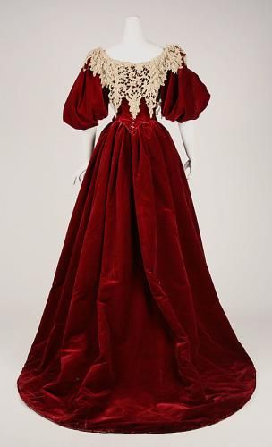 The blood red dress Era Victoria, House Of Worth, 1890s Fashion, 1800s Fashion, 19th Century Fashion, Old Dresses, Victorian Clothing, Antique Dress, فستان سهرة