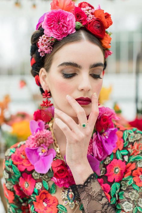 Bright colorful Frida Kahlo inspired wedding editorial Frida Kahlo Inspired Wedding, Frida Kahlo Wedding, Joanne Fleming, Frida Kahlo Style, Frida And Diego, Bridal Floral Headpiece, Fascinator Wedding, Mexican Fashion, Lady Like