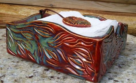 Slow Art, Pottery Handbuilding, Slab Pottery, Hand Built Pottery, Wheel Thrown Pottery, Pottery Classes, Thrown Pottery, Carving Designs, Tissue Holder