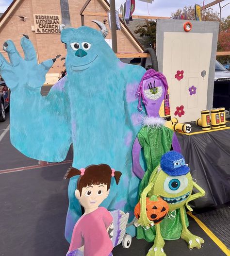 Monsters Inc Decorations, Monster Inc, Halloween Yard Decorations, Halloween Yard, Trunk Or Treat, Disney Coloring Pages, Monsters Inc, 3rd Birthday, Yard Decor