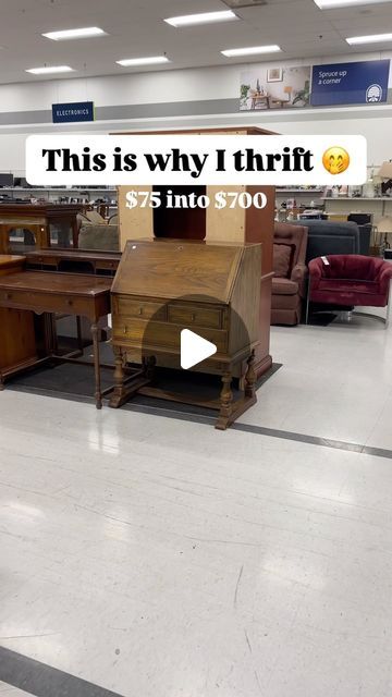 Breeya Shade on Instagram: "This makeover is one of my top favorites to date, I’m so happy with how it turned out! 

Comment “products” for everything used 

Are you team light wood finish or dark wood finish? 👇🏼 

#furnitureflip #thriftstore #antique #vintage" Light Wood Finish, Dark Wood Furniture, Furniture Flips, Dark Furniture, Flipping Furniture, Light Wood, Dark Wood, Antique Vintage, Wood Finish