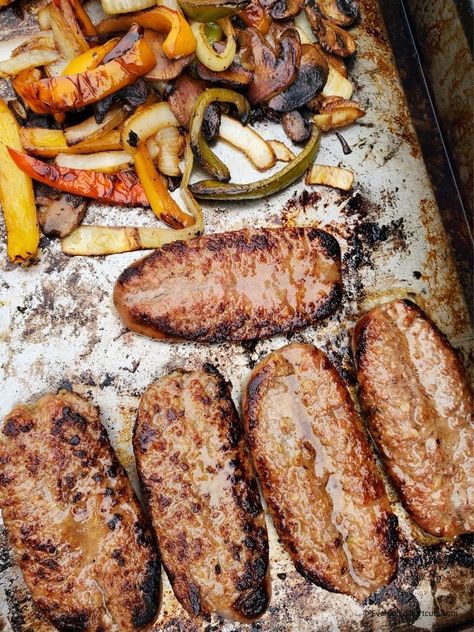 Loaded Italian Sausages, Hot Italian Sausage Recipes, Peppers Onions Mushrooms, Grilled Italian Sausage, Italian Sausages, Italian Sausage Recipes, Low Carb Meal, Hot Italian Sausage, Food Carving