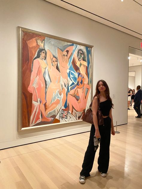 MOMA, art, painting, picasso, girl, black outfit, big fram, new york Painting Picasso, Moma Art, Moma Museum, Museum Outfit, Black Outfit, York City, New York City, Vision Board, Art Painting