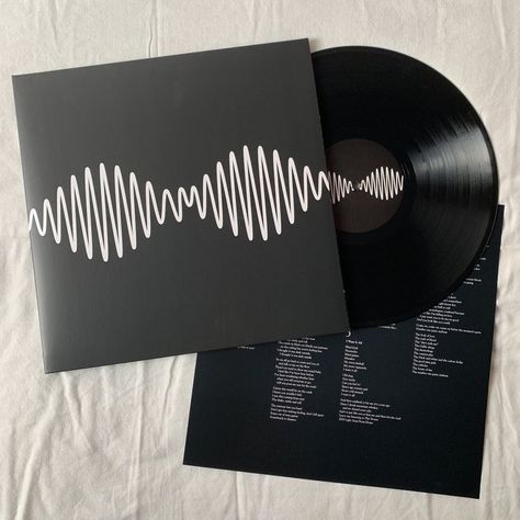 Artic Monkeys Vinyl Record, Vinyl Music Aesthetic, Arctic Monkeys Vinyl, Vinyl Shelf, Cute Text Quotes, Vinyl Aesthetic, Artic Monkeys, Plaid Shirts, Vinyl Cd