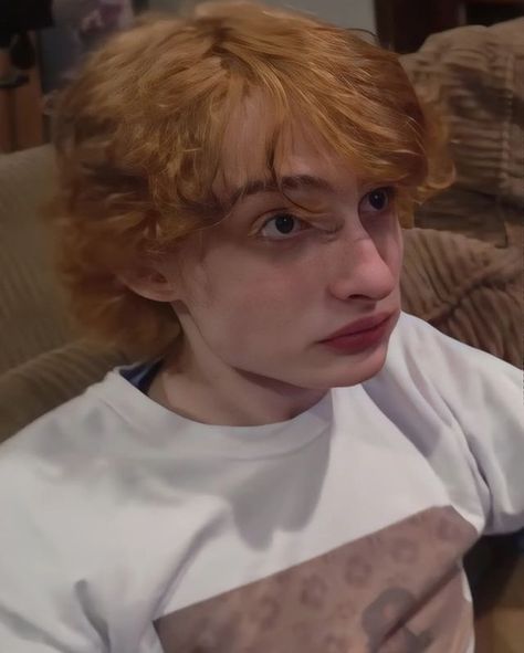 Finn Wolfhard, Blonde, Hair, White