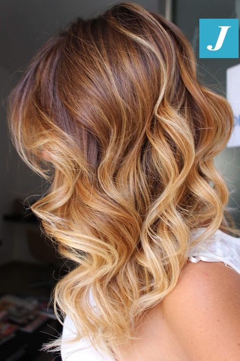 🌟 Elevate Your Hair Game! 🌟 Explore 32 stunning blonde and caramel highlight ideas that will transform your look. Whether you prefer soft, natural blends or bold, contrasting streaks, these highlight styles add depth, dimension, and a touch of glamour to your hair. Perfect for any season, these ideas will inspire your next salon visit. Save this pin for your next hair appointment and get ready to shine with a fresh, fabulous hairstyle! 💇‍♀️✨ #HairInspo #BlondeHighlights #CaramelHighlights #HairGoals #BeautyTrends High And Low Lights For Strawberry Blonde Hair, Blond Hair Colour Ideas, Light Brown To Blonde Ombre, Light Brown Hair Color, Gold Shades, Bronde Hair, Brown Hair Color, Hair Color Light Brown, Strawberry Blonde Hair