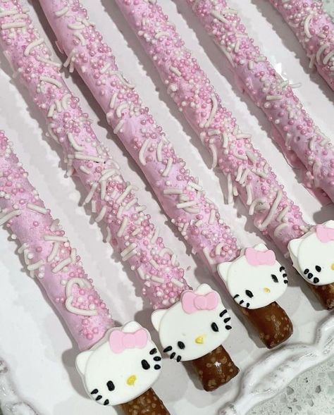 Hello Kitty Themed Desserts, Hello Kitty Baked Goods, My Melody Quinceanera, Hello Kitty Party Snacks, Hello Kitty Birthday Party Food, Hello Kitty Treat Table, Hello Kitty Pretzels, Birthday Hello Kitty Ideas, Hello Kitty Birthday Treats