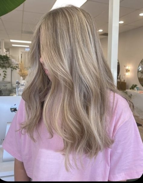 Coconut Cream Blonde Hair, Buttercream Blonde Hair, Blonde Money Piece On Blonde Hair, Biscuit Blonde Hair, Winter Arch, Cream Blonde Hair, Blonde Hair Goals, Blond Balayage, Natural Blonde