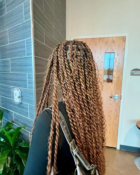 Beautiful client, beautiful results!✨ It was an honor to style her first-ever Boho Island Twists, and even more special because she’s my first ginger client! 🍁 Book with Hair by Hampton for stunning, high-quality results just like this. Let’s create a look that’s uniquely YOU! 💫 #HairByHampton #BohoIslandTwists #ProtectiveStyles #GingerHair #NaturalHairCare #TwistStyles #BohoTwists #LAHairstylist #HamptonUniversityStylist #NaturalHairCommunity #LocsAndTwists #HealthyHairJourney #LAHairCare ... Island Twists Black Women, Twists Black Women, Island Twist, Hampton University, Boho Twists, Twist Styles, Healthy Hair Journey, Natural Hair Community, Natural Haircare