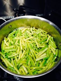 Jan's Jars: Freezing Green and Wax Beans Yellow Wax Beans, Yellow Beans, Pot Pie Filling, Wax Beans, Sauteed Green Beans, Wax Bean, Freeze Greens, Bush Beans, Frozen Green Beans