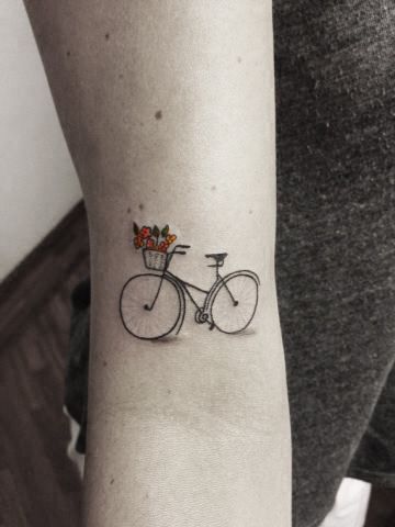 Windmill Tattoo, Bike Tattoo, Amsterdam Tattoo, Bicycle Tattoo, Bike Tattoos, Biker Tattoos, Tattoo Feminina, Creative Tattoos, Travel Tattoo