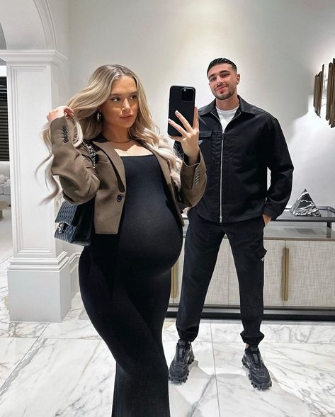 Tommy Fury, Pretty Pregnant, Baby Due, Cute Maternity Outfits, Pregnancy Looks, Future Mom, Due Date, Pregnancy Outfits, Black Gown