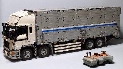 LEGO Set MOC-1389 - Wing Body Truck Lego Wheels, Lego Vehicles, Container Truck, Lego Collection, Lego Truck, Lego Mocs, Lego Castle, Boy Stuff, Truck Cranes