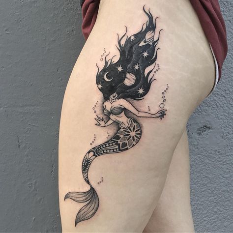 24 The Most Popular Mermaid Tattoo Designs Mythical Goddess Tattoo, Tattoo Ideas For Women Unique Arm, Earthy Women Tattoo, Witch Mermaid Tattoo, Mystical Mermaid Tattoo, Mermaid Tattoo Ideas For Women Forearm, Witchy Mermaid Tattoo, Mermaid Forearm Tattoo, Siren Tattoo Goddesses