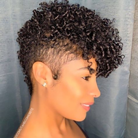 Going for the Big Chop? 15 Short Natural Haircuts to Show your Stylist | NaturallyCurly.com Big Chop Natural Hair, Natural Haircuts, Hair Shrinkage, Short Natural Haircuts, Tapered Natural Hair, Short Curly Hairstyles, Natural Hair Cuts, Tapered Hair, Natural Hair Short Cuts