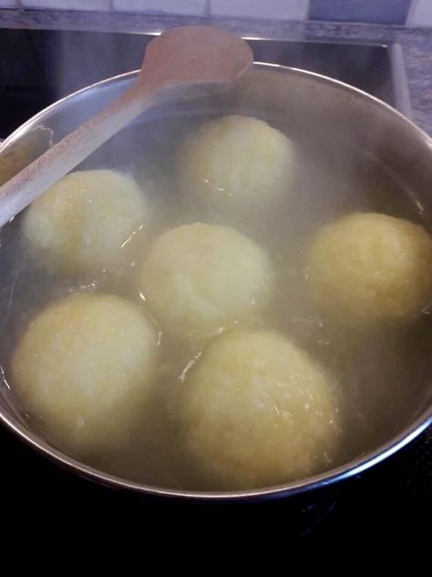 German Potato dumplings or Kartoffelknödel (halb und halb) • European Cuisine, Culture & Travel© Potato Dumplings For Soup, Potato Dumplings Recipe Homemade, German Potato Dumplings Recipes, Potatoe Dumpling, Big Dumpling, Knodel Recipe, Potatoe Dumplings, Potato Dumplings Recipe, German Potato Dumplings