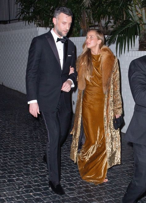 Forest Green Coat, Jennifer Lawrence Jimmy Fallon, Jennifer Lawrence Golden Globes, Jennifer Lawrence Oscar, Jennifer Lawrence Passengers, Jennifer Lawrence Red Carpet, Proenza Schouler Dress, Golden Globes After Party, Famous Dress