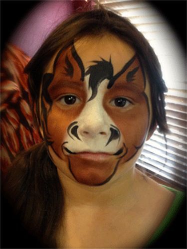 Farm Face Painting, Rodeo Face Painting Ideas, Western Face Paint, Farm Animal Face Paint, Horse Face Painting, Horse Face Paint, Horse Makeup, Face Paint Animals, Animal Face Paint