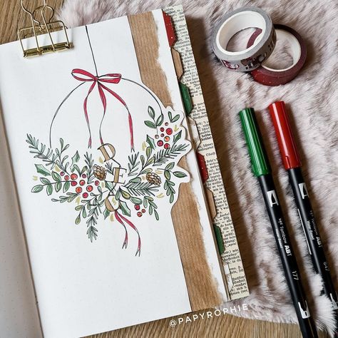 Tombow Fudenosuke, Decoration Theme, Bullet Journal Hacks, Tombow Dual Brush, Watercolour Paint, Plan With Me, Gold Watercolor, Bullet Journal Themes, Old Book Pages