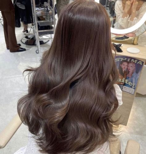 Soft Layer, Layer Cut, Beauty Hair Color, Brown Hair Looks, Brown Hair Inspo, Haircuts Straight Hair, Hair Shades, Hair Inspiration Color, Hair Inspo Color