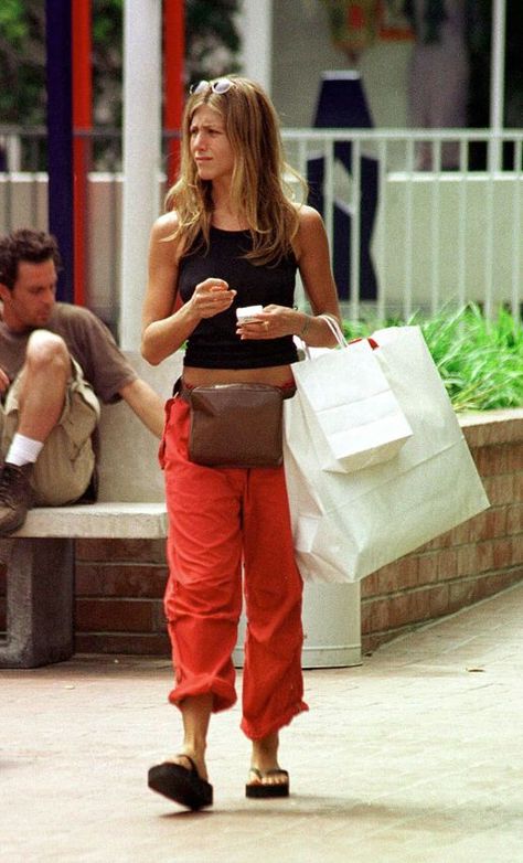 Jennifer Aniston's '90s Style Is A Joy To Look At – And Here's Where You Can Get The Look, Too | Grazia Iconic 90s Outfits, Jennifer Aniston 90s, Jennifer Anniston Style, Jeniffer Aniston, Jennifer Aniston Style, Jennifer Aniston Hot, Jenifer Aniston, Jen Aniston, 90s Outfit