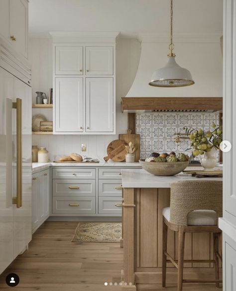 24 Beige Kitchen Cabinets That Are The New White