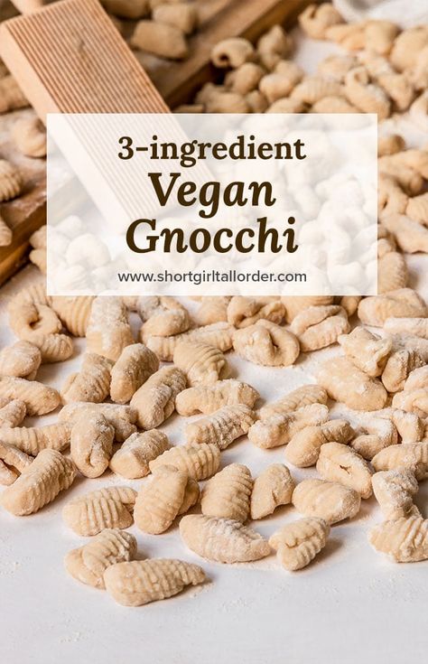 Gnocchi From Scratch, Easy Gnocchi, Make Gnocchi, Vegan Gnocchi, Gnocchi Recipes Easy, Gnocchi Recipes Homemade, Vegan Mashed Potatoes, Gnocchi Recipe, Homemade Gnocchi