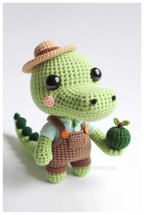 Amigurumi Crocodile Crochet Free Pattern Crochet Crocodile Pattern Free, Crocodile Crochet Pattern Free, Crocodile Amigurumi, Crochet Buddies, Crochet Alligator, Crocodile Crochet, Free Crochet Amigurumi Patterns, Crochet Crocodile, Animal Felt