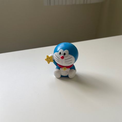 Doraemon Figurines, Air Dry Clay Figurine, Doraemon Toys, Doraemon Aesthetic, Doremon Cartoon, Doraemon Wallpapers, Clay Keychain, Sculpture Art Clay, Widget Design