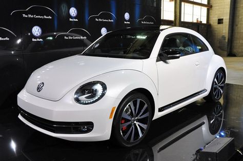 I love my 2003, but I'm not sure how I feel about the new 2012 Volkswagan Beetle. Slug Bug, Beetle 2012, Vw New Beetle, Bug Car, Beetle For Sale, Volkswagen New Beetle, Volkswagen Bug, Beetle Car, Volkswagen Car