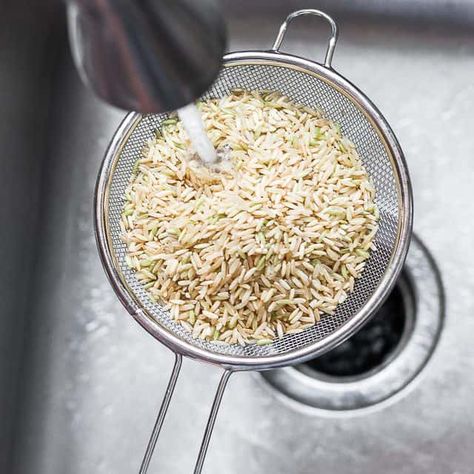 How to Cook Brown Rice {Step-by-Step Tutorial} - FeelGoodFoodie Cook Brown Rice, Brown Rice Cooking, Vegetable Steamer, Perfect Rice, Cheese Making, Easy Healthy Meal Prep, Fluffy Texture, Food Staples, How To Make Cheese