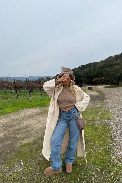 When in Napa 🍷 Jeans are sized up to a 27 reg length Coat is old nakd, necklace is Alliciante, and hat is Ganni so I linked similar! ☺ I'm always putting together chic hairstyles, cute outfits, casual winter outfits, night dinner outfit and maximalist outfit ideas. if you want to shop my looks or dress like me, tap to explore my LTK! Napa Winter Outfit, Fall Dinner Outfit Casual, Casual Winter Dinner Outfit, Arizona Outfits Fall, Maximalist Outfit Ideas, Jeans Night Out Outfit, San Diego Outfits, Family Dinner Outfit, Fall Dinner Outfit