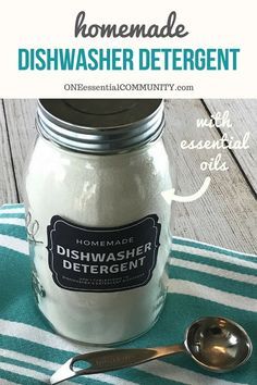 Natural Dishwasher Detergent, Diy Dishwasher Detergent, Homemade Dishwasher Detergent, Homemade Detergent, Detergent Recipe, Clean Baking Pans, Homemade Essential Oils, Diy Essential Oil Recipes, Diy Essentials