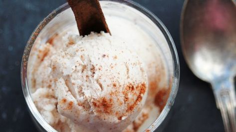 Flavorful rice milk mixed with coconut cream, brown rice syrup, and dark rum is churned into this vegan ice cream based on Mexican horchata. Coconut Milk Ice Cream Recipe, Vegan Horchata, Alcoholic Ice Cream, Horchata Ice Cream, Ice Cream No Churn, Pumpkin Spice Ice Cream, Rice Cream, Whipped Pumpkin, Coconut Milk Ice Cream