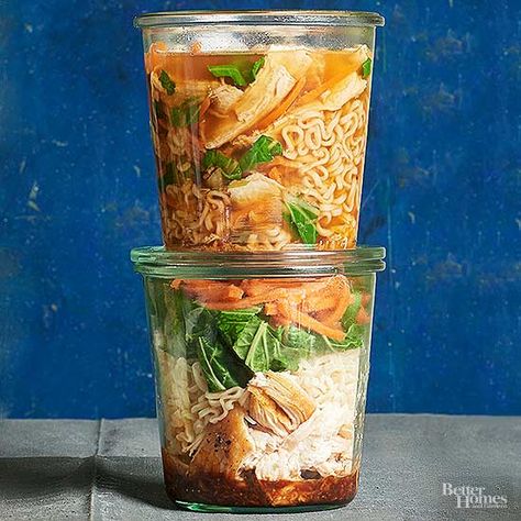 Teriyaki Chicken Noodle Soup Deli Chicken Recipes, Make With Rotisserie Chicken, Teriyaki Chicken Noodles, Mason Jar Soup, Asian Chicken Noodle Soup, Mason Jar Lunch, Cheap Lunch, Soup In A Jar, Soup Chicken