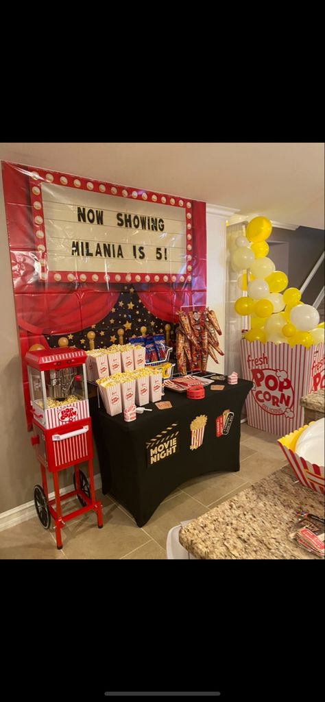 Movies Birthday Party Ideas, Movie Theater Birthday Party Ideas, Movie Theater Party Ideas, Movie Night Set Up, Movie Night Themed Birthday Party, Movie Night Birthday Party Ideas, Kids Movie Party, Movie Night Party Decorations, Movie Theatre Birthday Party