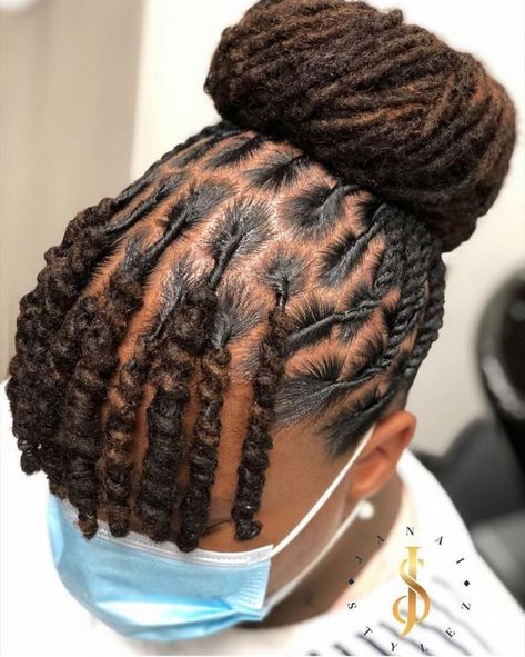 Latest Dreadlocks Hairstyles :Classic Locs Hairstyles For African QueensLatest Ankara Styles 2020 and Information Guide Dreadlocks Hair Care, Short Dreadlocks Styles, Dreads Styles For Women, Short Locs Hairstyles, Faux Locs Hairstyles, Dreadlock Style, Dreadlock Styles, Dreads Styles, Hair Twist Styles