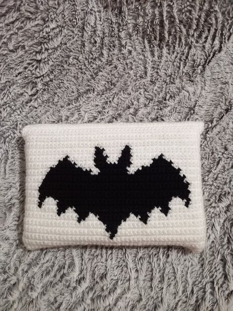 Crochet Bat Pillow Pattern, Crochet Bat Sweater, Goth Crochet Amigurumi, Bat Tapestry Crochet, Crochet Bat Pillow, Bat Pattern Crochet, Goth Tapestry Crochet, Goth Crochet Projects, Crochet Buissnes