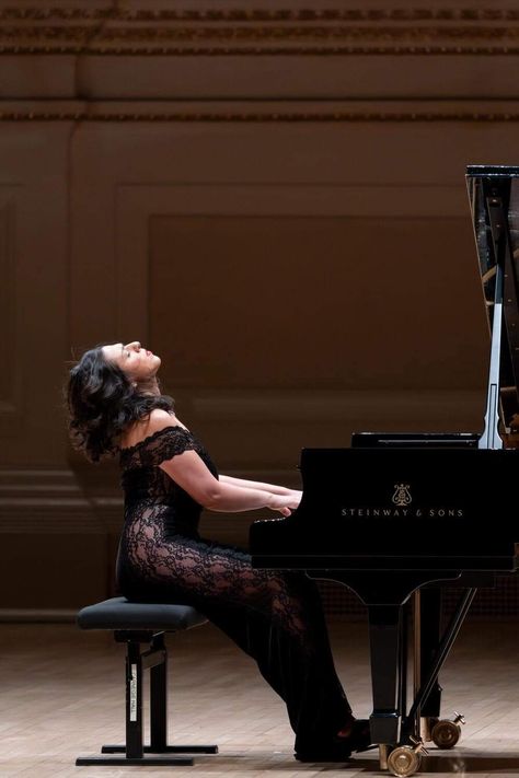 Baroque Composers, Art Piano, French Baroque, Khatia Buniatishvili, Piano Recital, Carnegie Hall, Brussels Belgium, Cartier Love, Classy Women