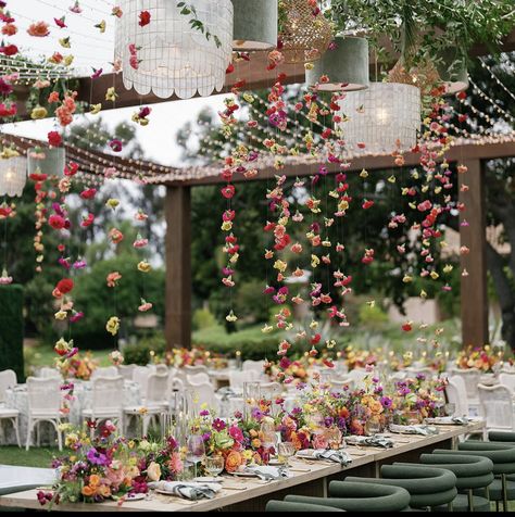 Outdoor Wedding Party, Hanging Florals, Luxury Island, Wildflower Wedding Theme, Outdoor Wedding Decor, Alternative Universe, Decor Images, Dream Wedding Decorations, Wedding Types