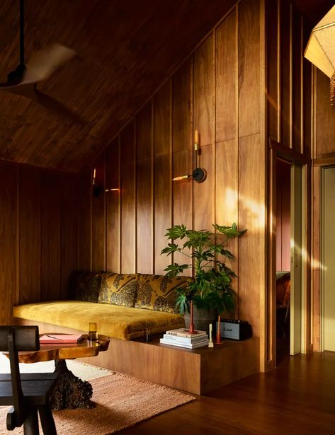 70s Interior, Long House, Feeling Nostalgic, Wood Details, Red Walls, Mid Century House, House Inspo, 인테리어 디자인, Wood Paneling