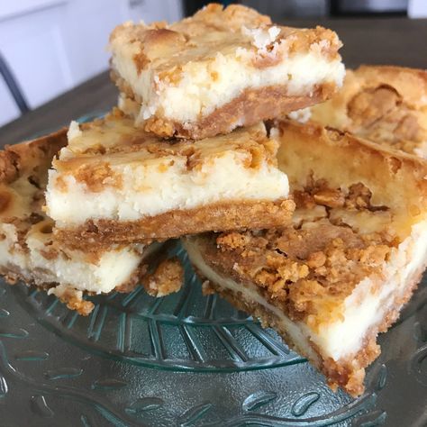 Butterscotch Cheesecake Bars Butterscotch Cheesecake, Cheesecake Bar Recipes, Dessert Bar Recipe, Oreo Dessert, Butterscotch Chips, S'mores, Cookie Bar Recipes, Dessert Dishes, Cheesecake Bars