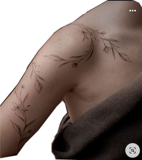 Arm Wrap Tattoo, Aesthetic Tattoo Ideas, Feminine Shoulder Tattoos, Around Arm Tattoo, Wrap Around Tattoo, Cowgirl Tattoos, Unique Tattoo Ideas, Wrap Tattoo, Small Shoulder Tattoos