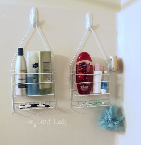 Dollar Store Bathroom Organization, Shower Caddies, Dorm Bathroom, Shower Organization, Tiny Apartments, Command Hooks, Living Modern, Tiny Apartment, Shower Caddy